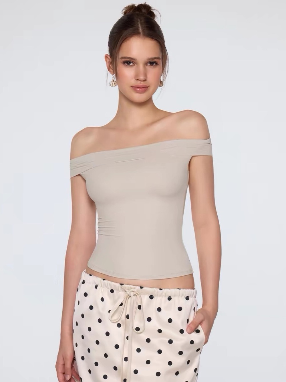 inlyric Off Shoulder Fitted Top Vanilla Cream XS Stretchy